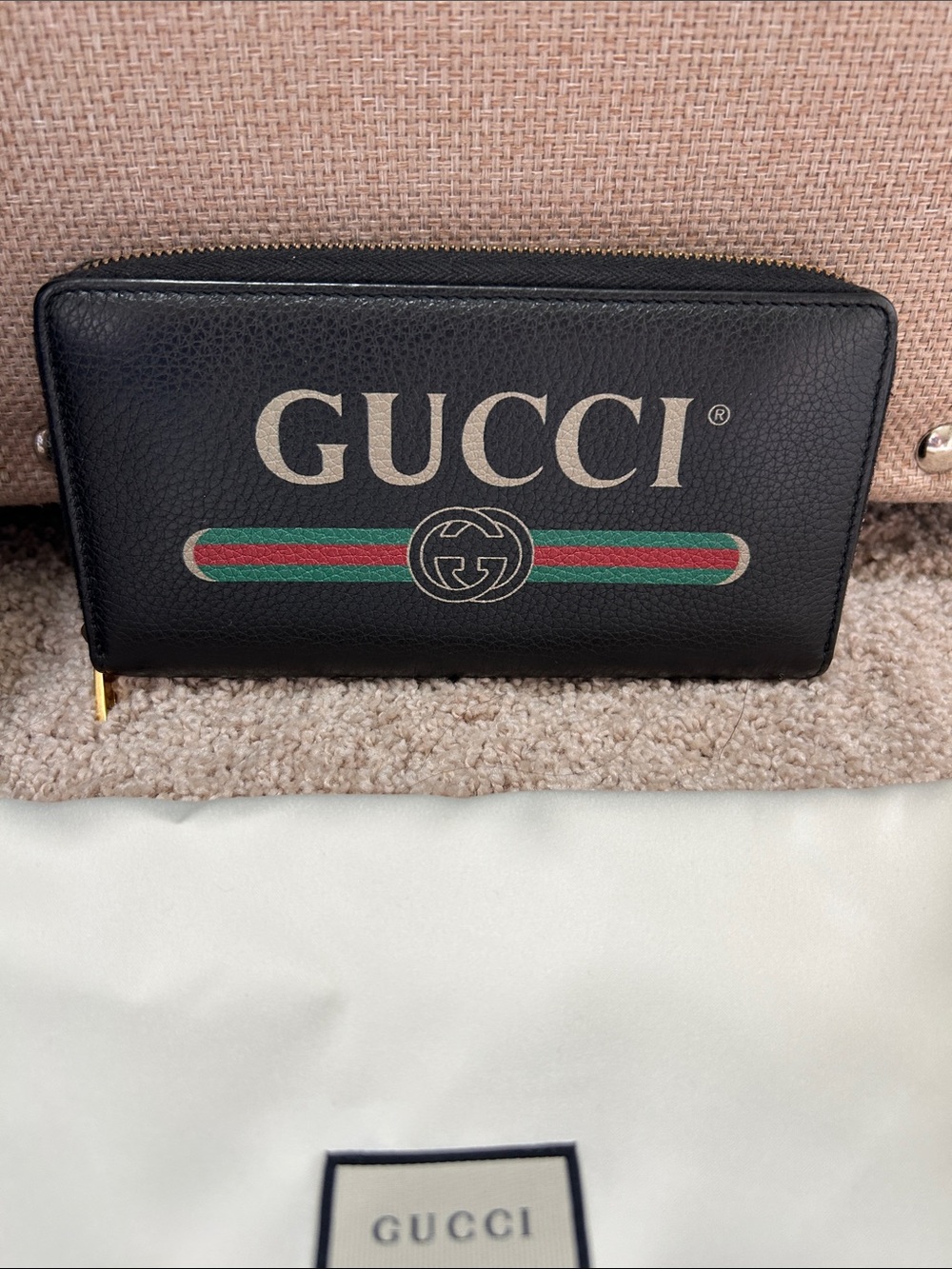 Gucci Black Leather Zip Wallet with Green-Red Stripe